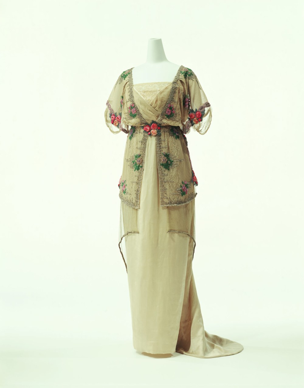 Paul Poiret. Vestido de noche. 1910-1911. Instituto de Indumentaria. Kyoto.