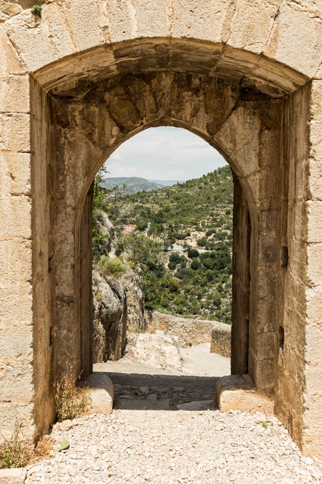 Puerta de acceso al castillo.