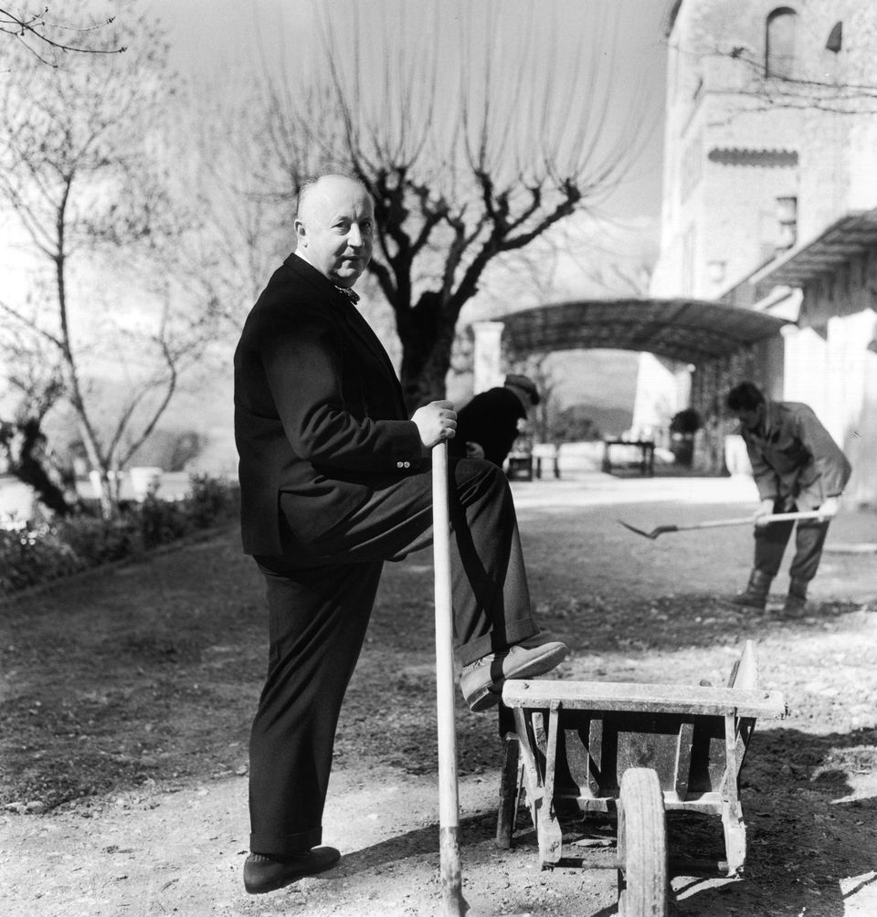 Dior como un caballero agricultor en La Colle Noire, su casa en Montauroux. © Lord Snowdon : Camera Press : Gamma