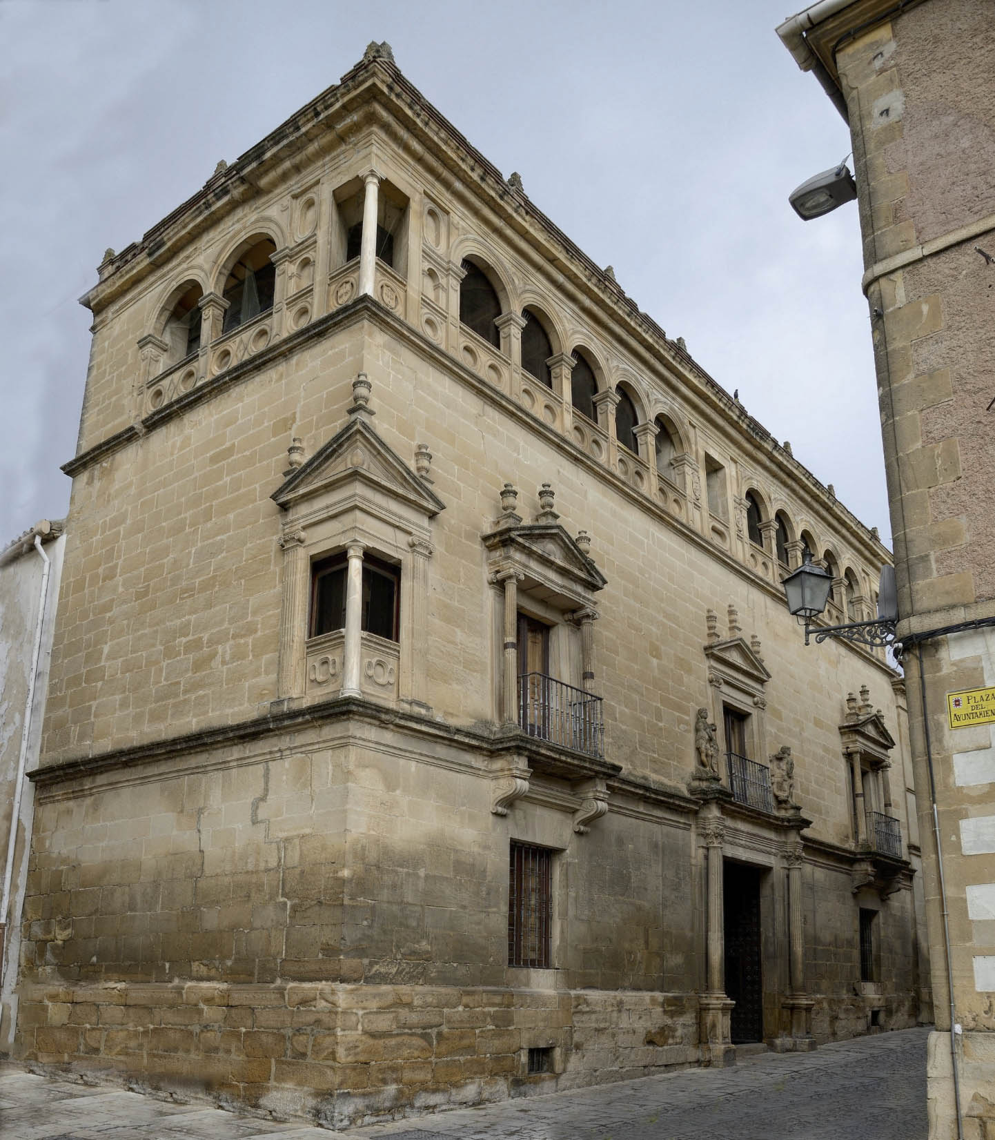 Palacio Vela de los Cobos.