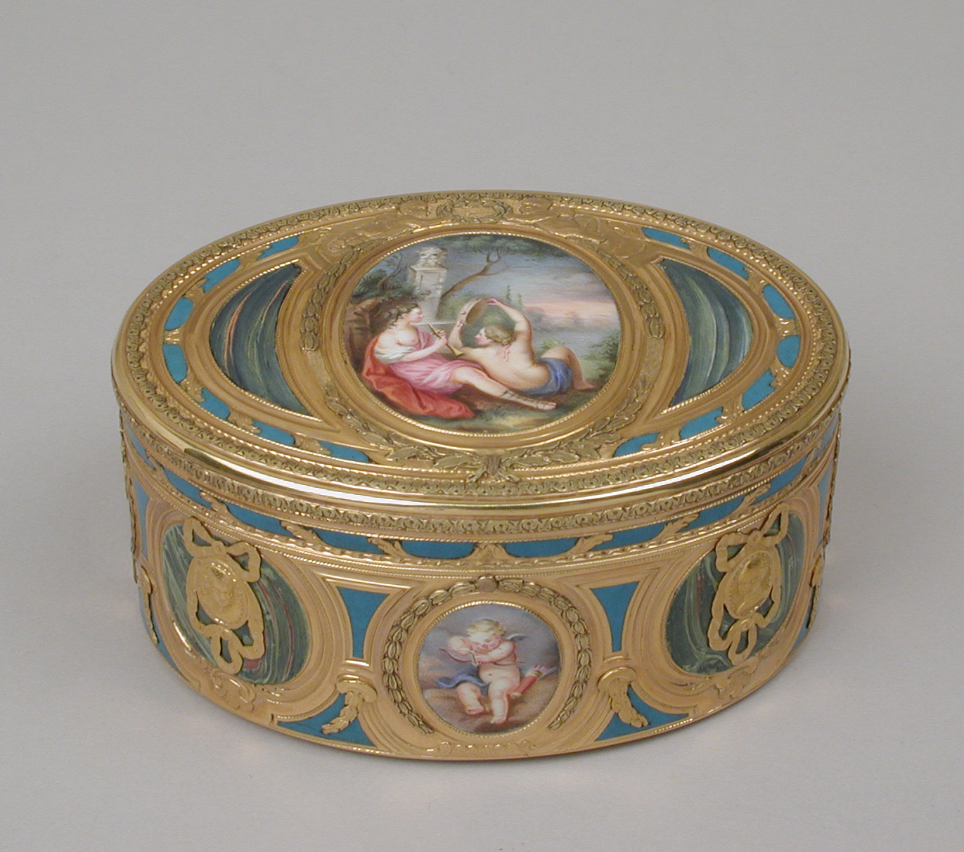 Jean-Joseph Barrière .Caja de rapé. 1769-1760. Metropolitan Museum. Nueva York