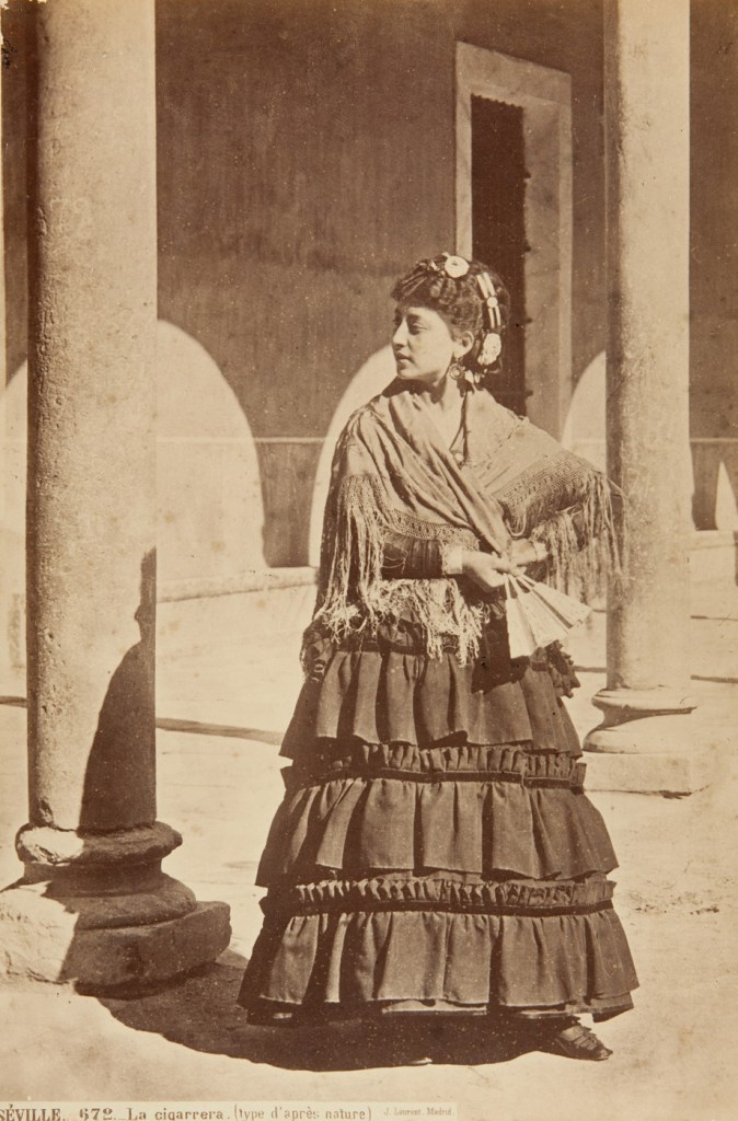 J Laurent. La cigarrera. 1870. Museo Nacional de Arte de Cataluña.